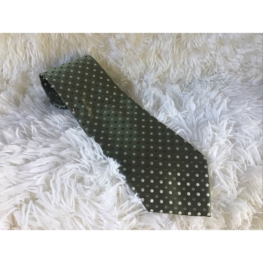 Geoffrey Beene Neck Tie Green Polka Dot 100% Silk 3.5 Inch Wide